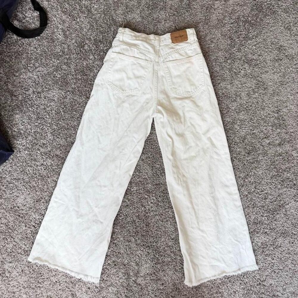 Pull&Bear white wide-leg jeans, size US 2